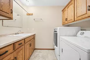 169 Summerset Ln SE, Hutchinson, MN 55350 - Photo 11