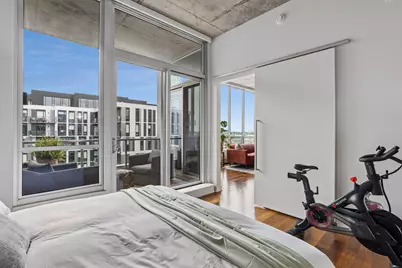 901 S 2nd Street #905, Minneapolis, MN 55415 - Photo 17