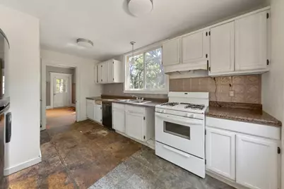 3 2nd Street SW, Faribault, MN 55021 - Photo 9