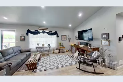 408 N Main Street, Hendricks, MN 56136 - Photo 7