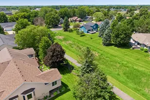 612 Butler Dr, Belle Plaine, MN 56011 - Photo 7