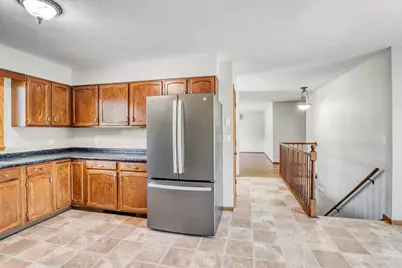 2206 Chancery Street S, Moorhead, MN 56560 - Photo 7