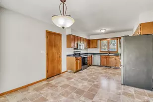 2206 Chancery St S, Moorhead, MN 56560 - Photo 9