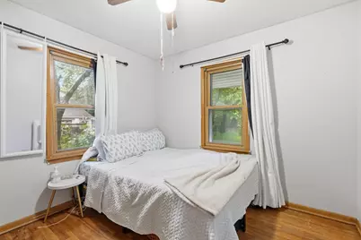 1450 Sandhurst Avenue E, Maplewood, MN 55109 - Photo 11