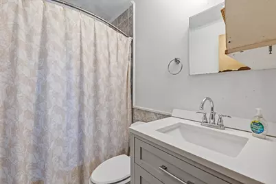 1450 Sandhurst Avenue E, Maplewood, MN 55109 - Photo 9