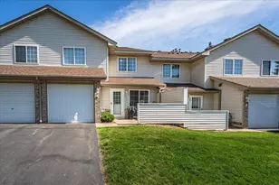 2775 W Ranchview Ln N, Plymouth, MN 55447 - Photo 27