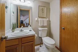 2775 W Ranchview Ln N, Plymouth, MN 55447 - Photo 15
