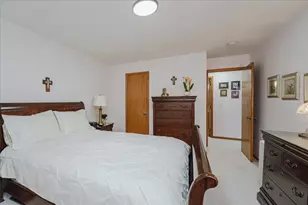 2775 W Ranchview Ln N, Plymouth, MN 55447 - Photo 23