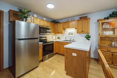 2775 W Ranchview Lane N #4, Plymouth, MN 55447 - Photo 9