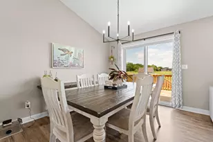 1805 12th Ave NE, Austin, MN 55912 - Photo 5
