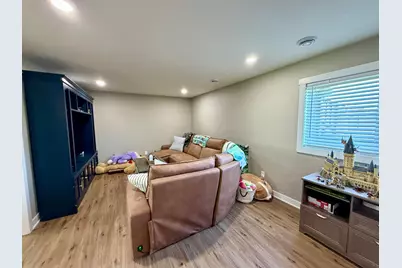 1805 12th Avenue NE, Austin, MN 55912 - Photo 9