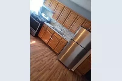 939 Earl Street, Saint Paul, MN 55106 - Photo 3