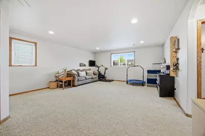 1551 34th Avenue S, Moorhead, MN 56560 - Photo 17