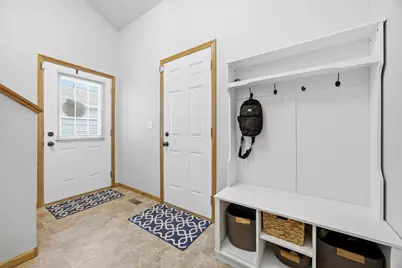 1551 34th Avenue S, Moorhead, MN 56560 - Photo 3
