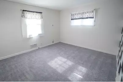 5913 Colfax Avenue N, Brooklyn Center, MN 55430 - Photo 13