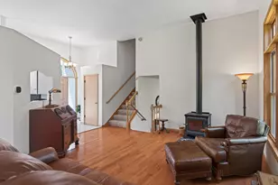 1225 Earle Way, Burnsville, MN 55306 - Photo 21