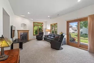 1225 Earle Way, Burnsville, MN 55306 - Photo 33