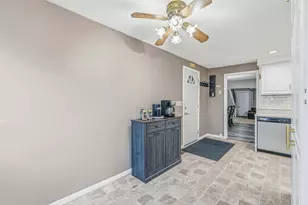 857 Rose Ave E, Saint Paul, MN 55106 - Photo 19