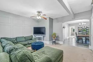 857 Rose Ave E, Saint Paul, MN 55106 - Photo 9