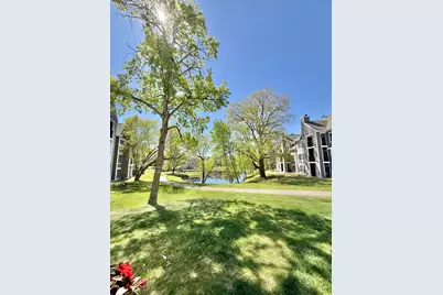 5998 Chasewood Parkway #002, Minnetonka, MN 55343 - Photo 33