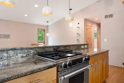 2006 11th Avenue NE, Austin, MN 55912 - Photo 29