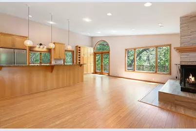 2006 11th Avenue NE, Austin, MN 55912 - Photo 5