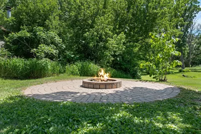 2006 11th Avenue NE, Austin, MN 55912 - Photo 13
