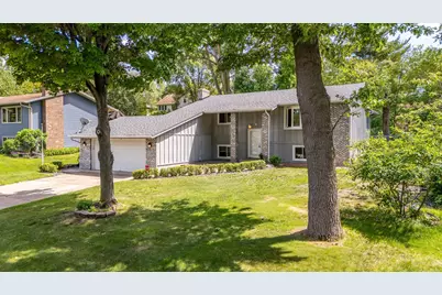 1630 Camelot Lane NE, Fridley, MN 55432 - Photo 47