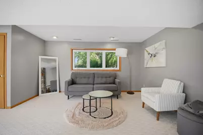 2305 13th Street SW, Austin, MN 55912 - Photo 29
