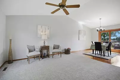 2305 13th Street SW, Austin, MN 55912 - Photo 5