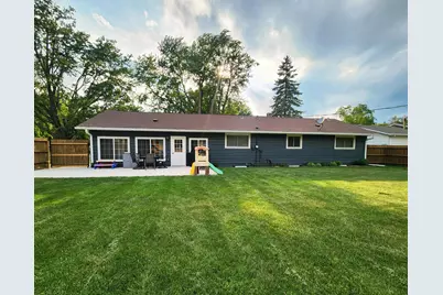 1105 5th Avenue SW, Pipestone, MN 56164 - Photo 7
