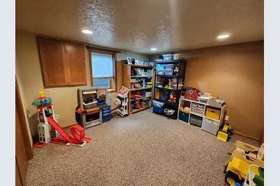 1105 5th Avenue SW, Pipestone, MN 56164 - Photo 35