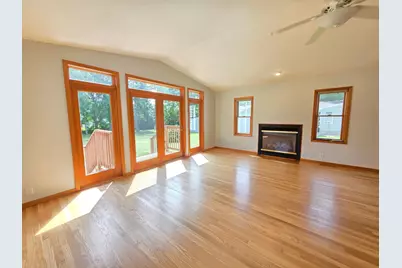 723 S 4th Street, Le Sueur, MN 56058 - Photo 13