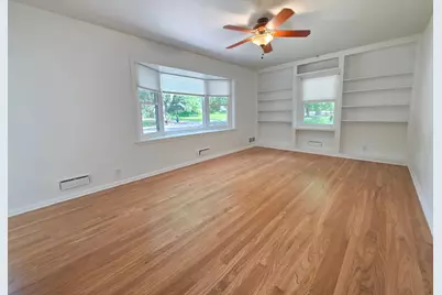 723 S 4th Street, Le Sueur, MN 56058 - Photo 5