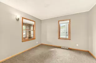 32 10th St NW, Rochester, MN 55901 - Photo 17
