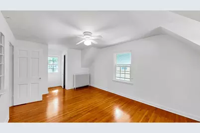 221 9th Avenue N, Hopkins, MN 55343 - Photo 9
