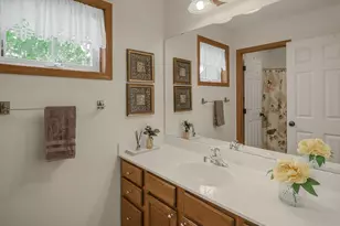 1691 Village Trail E, Maplewood, MN 55109 - Photo 37