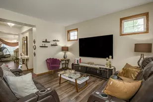 1691 Village Trail E, Maplewood, MN 55109 - Photo 23