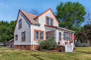 556 5th Ave S, South Saint Paul, MN 55075 - Photo 1