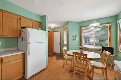 515 Lovell Avenue, Roseville, MN 55113 - Photo 9