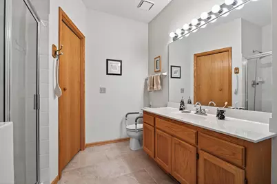 515 Lovell Avenue, Roseville, MN 55113 - Photo 17