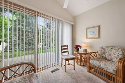 515 Lovell Avenue, Roseville, MN 55113 - Photo 19