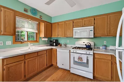 515 Lovell Avenue, Roseville, MN 55113 - Photo 7