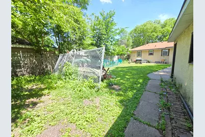 4929 Queen Avenue N, Minneapolis, MN 55430 - Photo 5