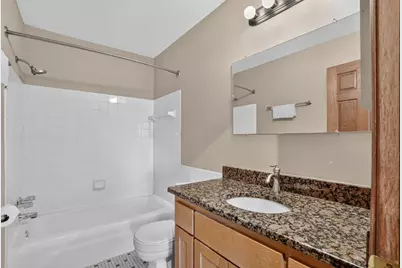 1690 Highway 36 W #320, Roseville, MN 55113 - Photo 19