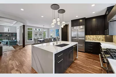 633 Park Street E, Wayzata, MN 55391 - Photo 9