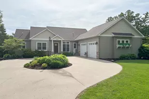 1810 Minnehuta Dr, Fergus Falls, MN 56537 - Photo 51