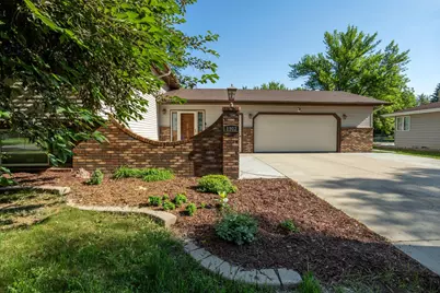 1907 25 1/2 Avenue S, Fargo,  58103 - Photo 1