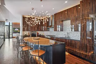 201 S 11th St, Minneapolis, MN 55403 - Photo 27