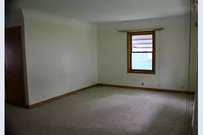 827 Ash Avenue, Gibbon, MN 55335 - Photo 9
